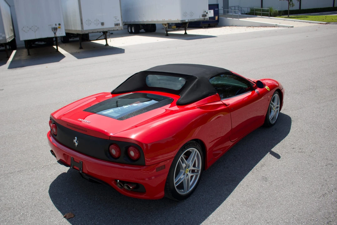 2001 Ferrari 360 Spider - Image 16 of 31
