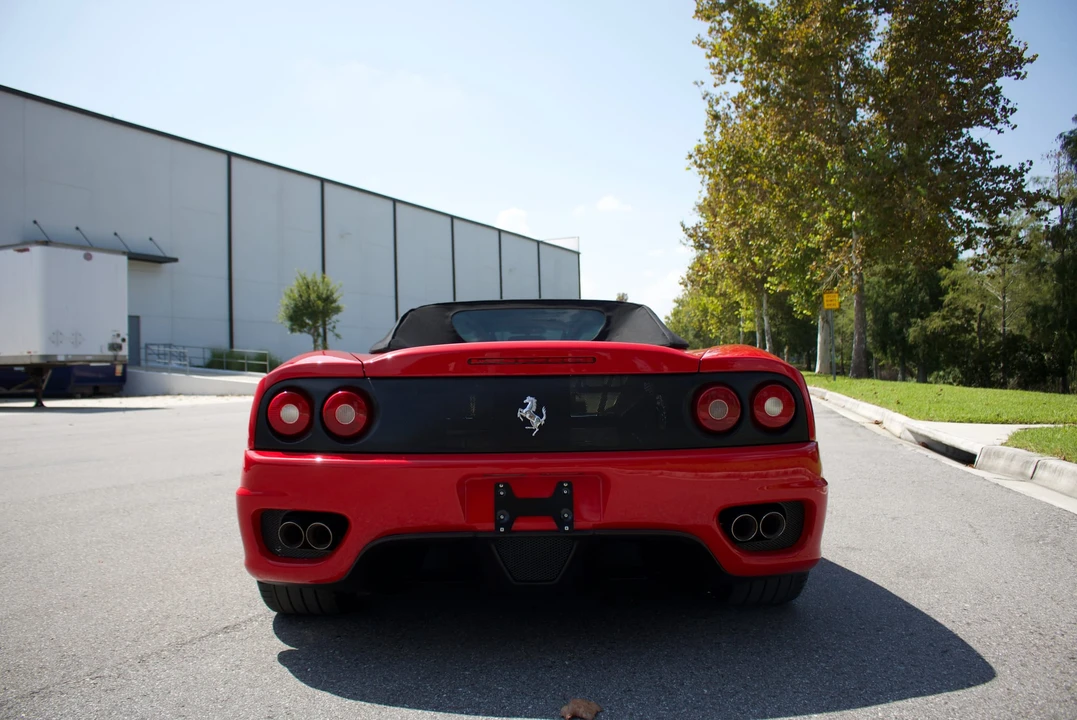 2001 Ferrari 360 Spider - Image 17 of 31
