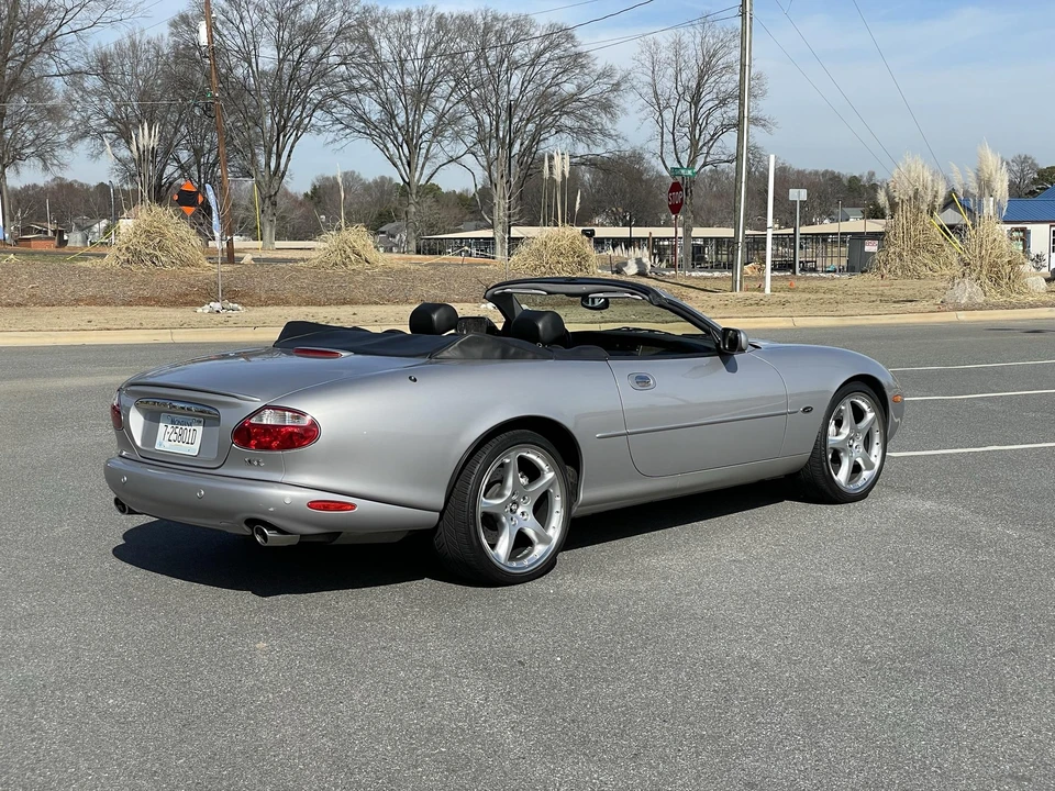 2001 Jaguar X100 XKR - Image 16 of 31
