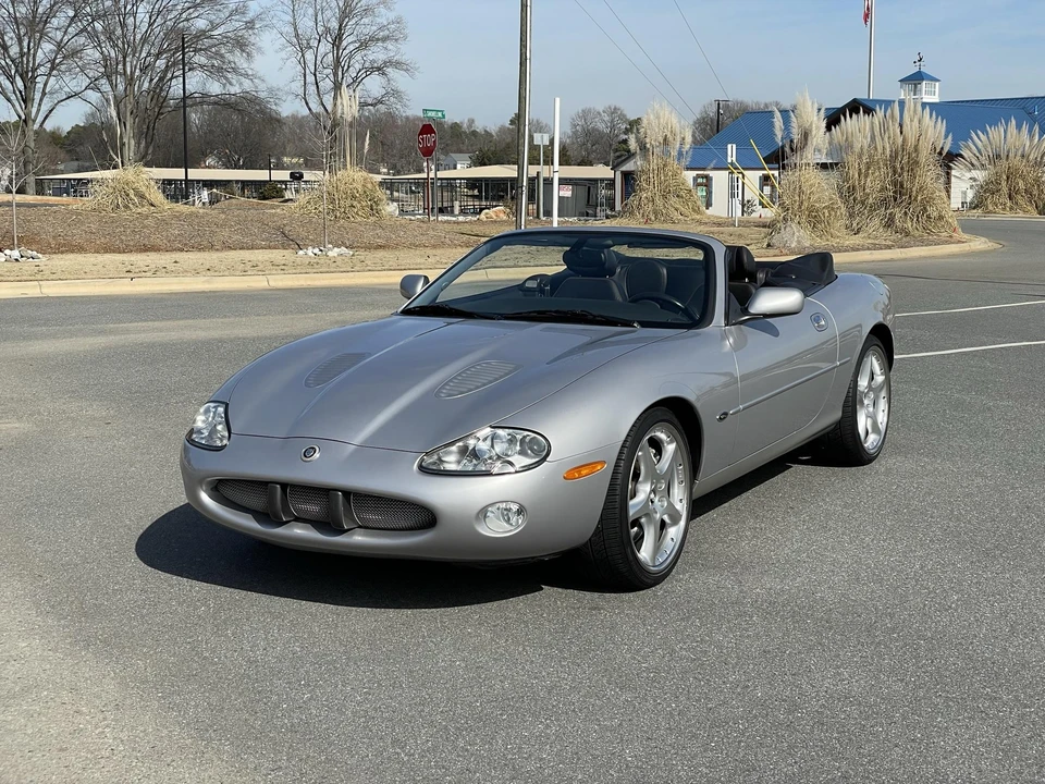 2001 Jaguar X100 XKR - Image 4 of 31