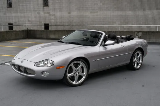 2001 Jaguar X100 XKR - Image 2 of 31