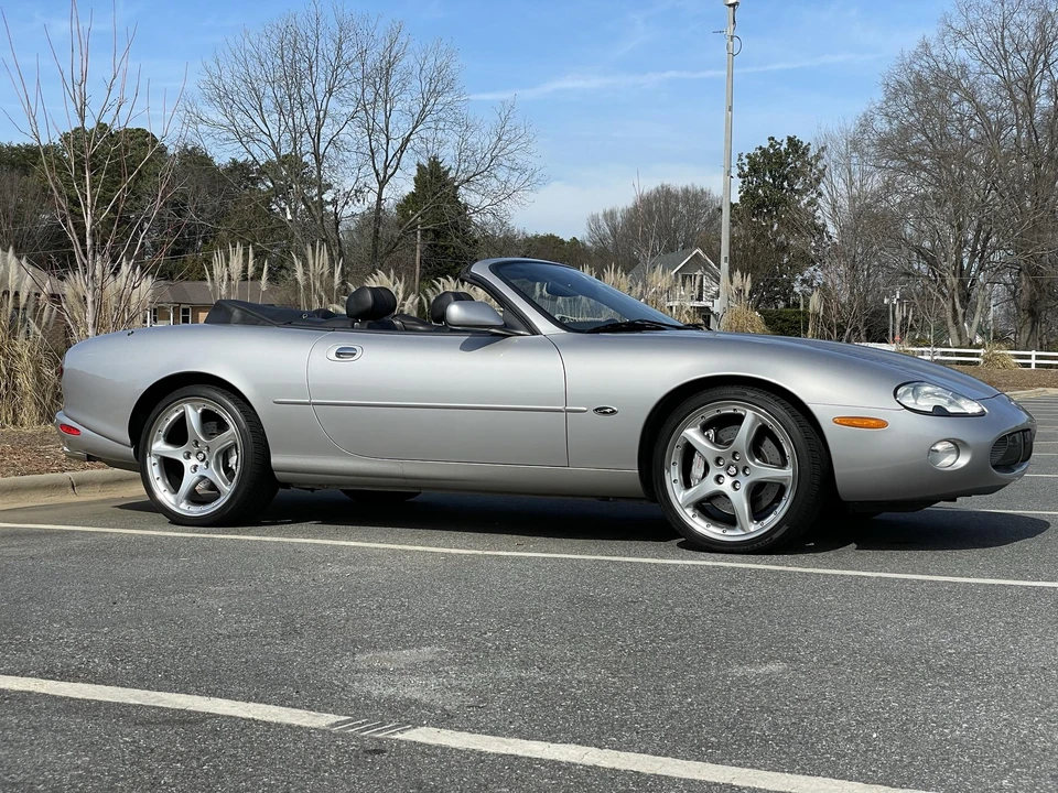 2001 Jaguar X100 XKR - Image 12 of 31