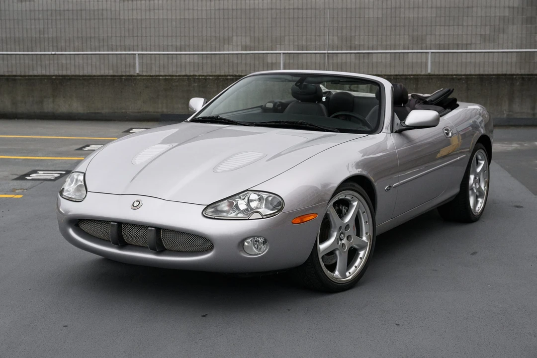 2001 Jaguar X100 XKR - Image 2 of 31