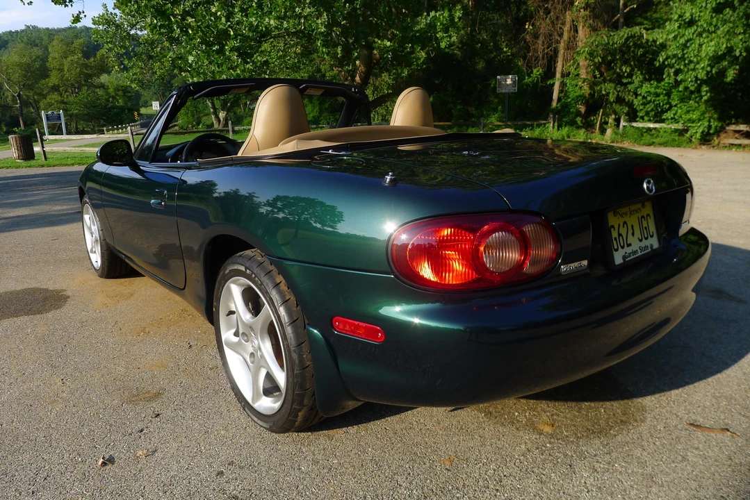2001 Mazda NB MX-5 Miata - Image 28 of 31