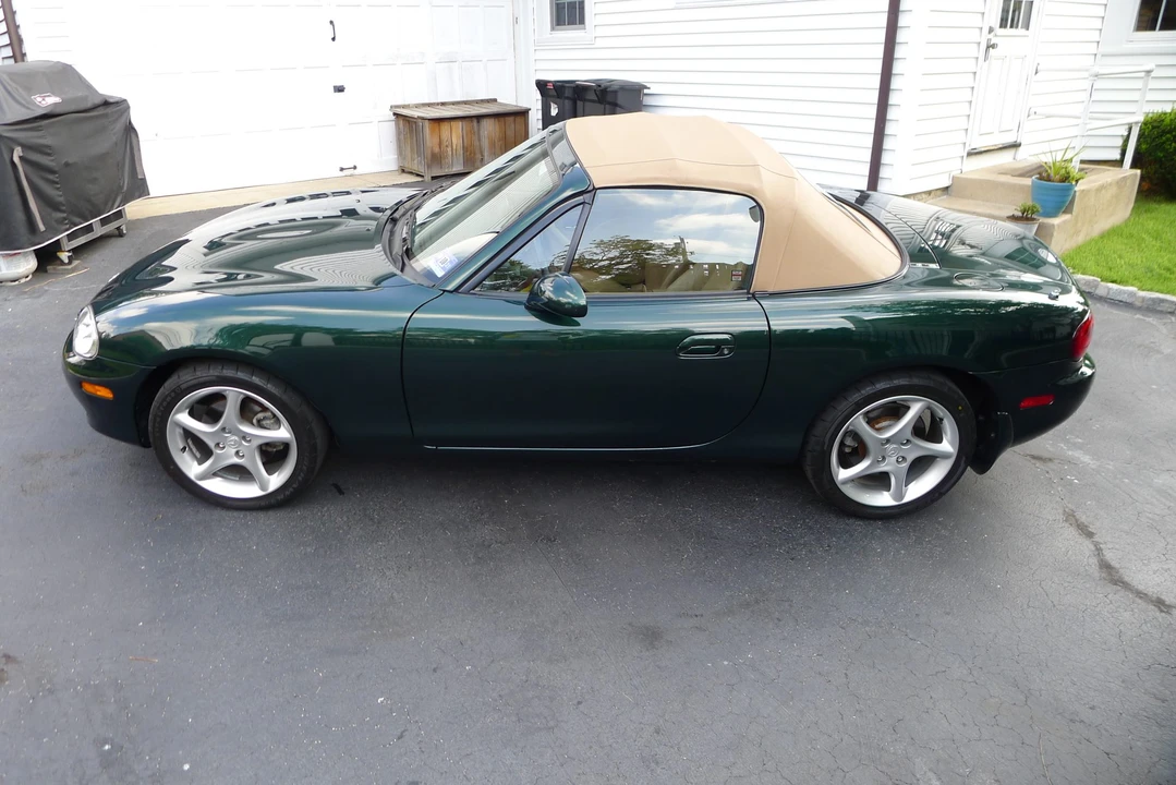 2001 Mazda NB MX-5 Miata - Image 25 of 31