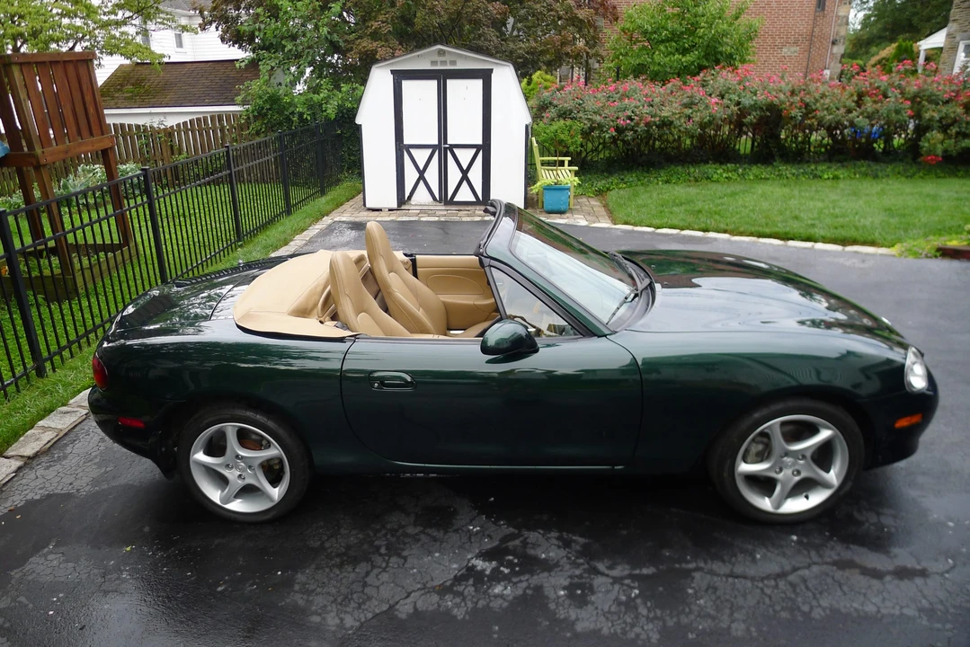 2001 Mazda NB MX-5 Miata - Image 9 of 31