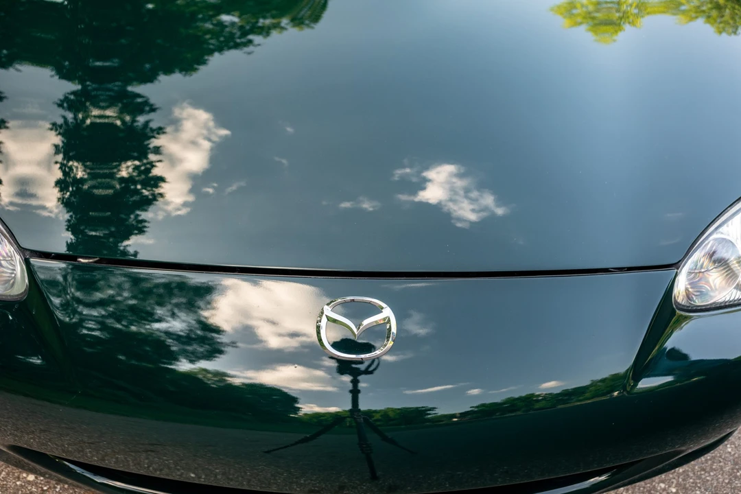 2001 Mazda NB MX-5 Miata - Image 18 of 31