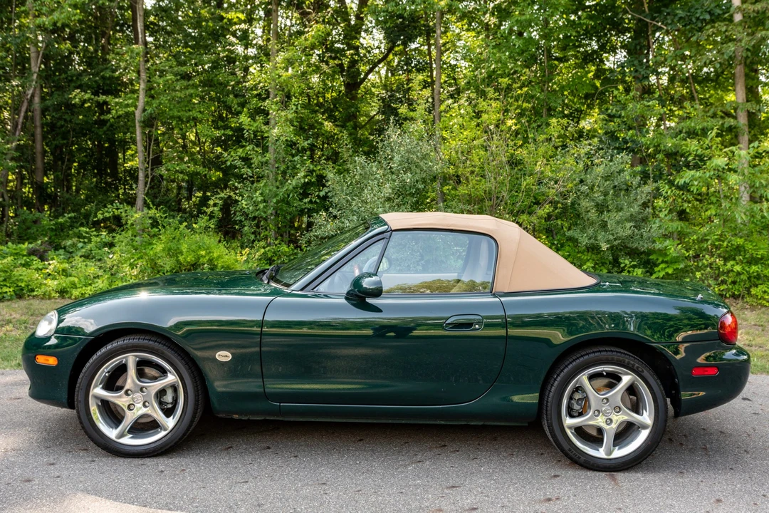 2001 Mazda NB MX-5 Miata - Image 3 of 31
