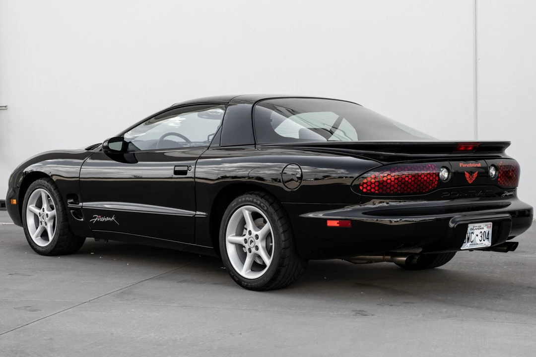 2001 Pontiac Firebird 4th Gen - Image 10 of 31