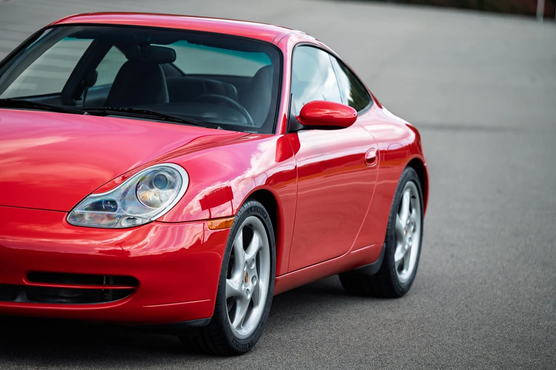 2001 Porsche 996 Carrera - Image 23 of 31