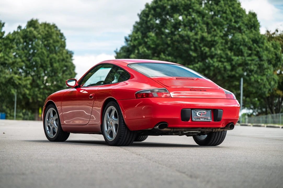 2001 Porsche 996 Carrera - Image 7 of 31
