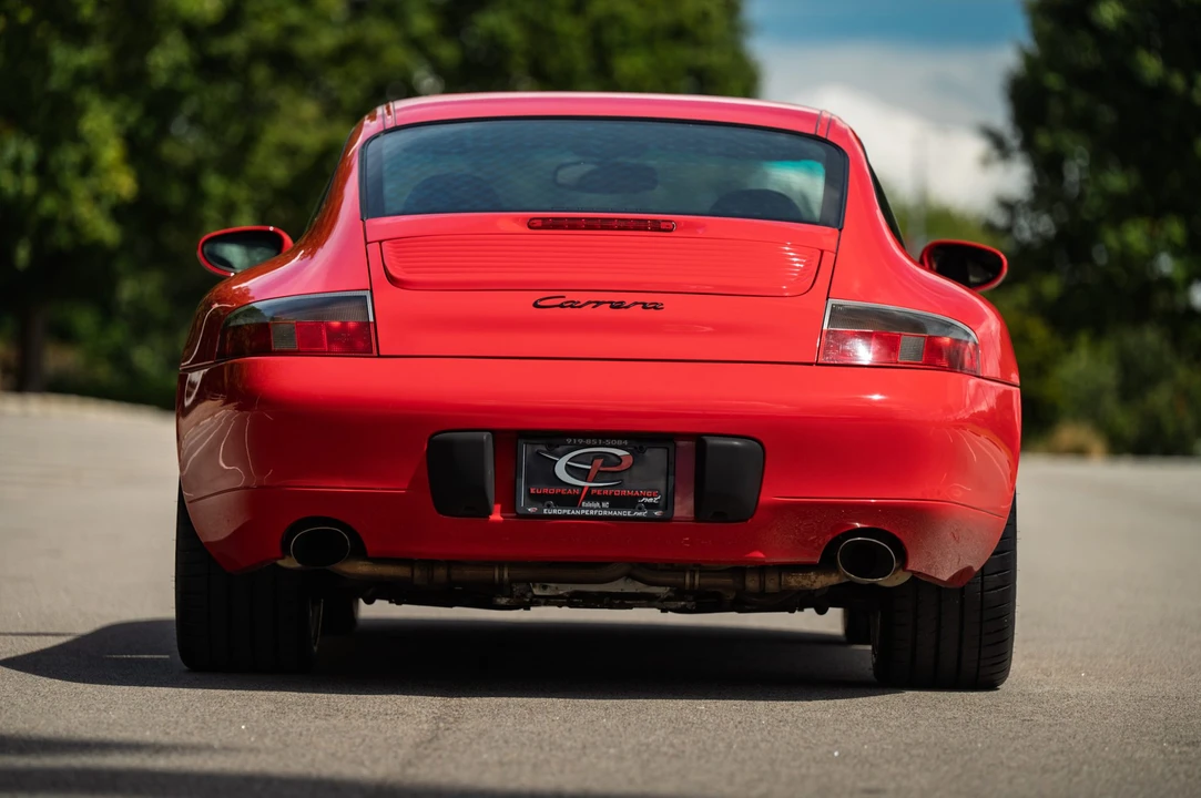 2001 Porsche 996 Carrera - Image 8 of 31