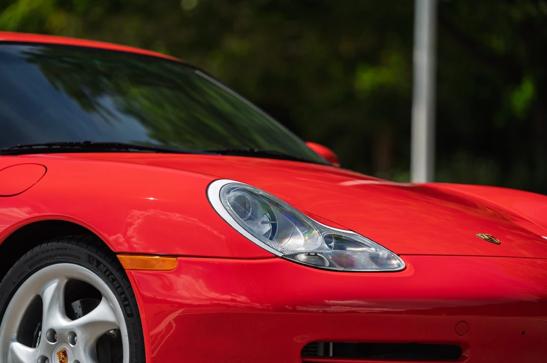 2001 Porsche 996 Carrera - Image 26 of 31