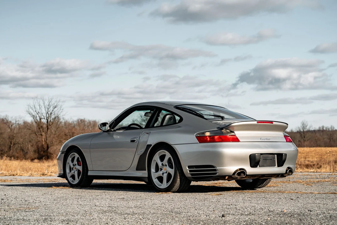 2001 Porsche 996 Turbo - Image 25 of 31