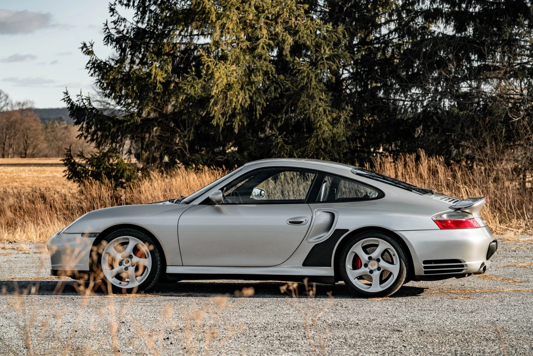 2001 Porsche 996 Turbo - Image 19 of 31
