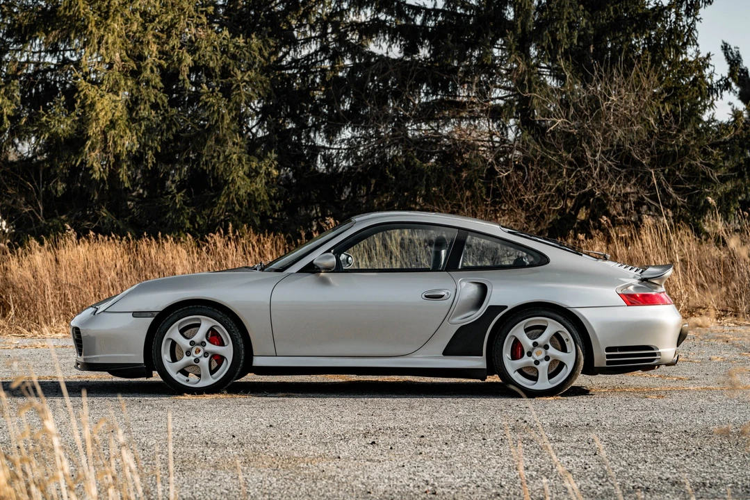 2001 Porsche 996 Turbo - Image 17 of 31