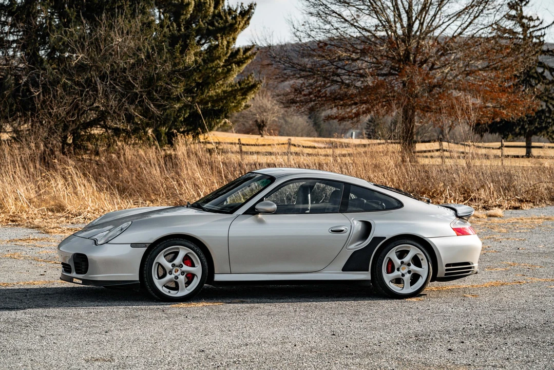 2001 Porsche 996 Turbo - Image 15 of 31
