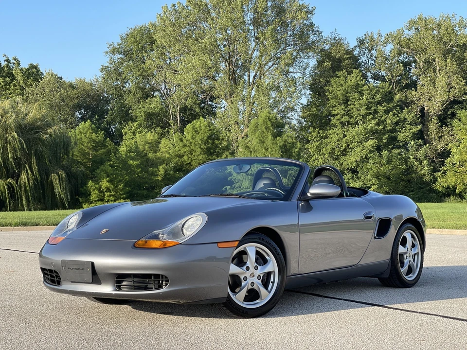 2001 Porsche 986 Boxster - Image 10 of 31