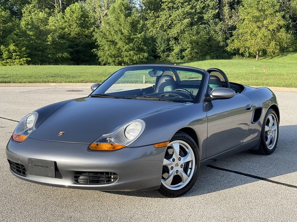 2001 Porsche 986 Boxster - Image 14 of 31