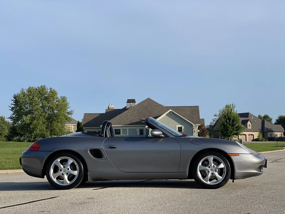 2001 Porsche 986 Boxster - Image 26 of 31