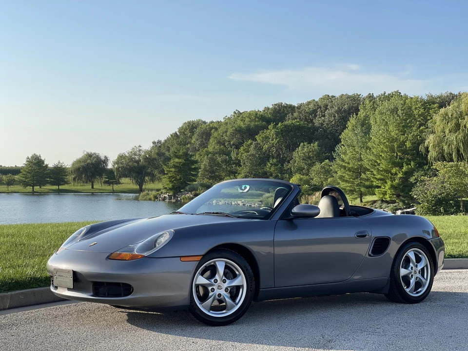 2001 Porsche 986 Boxster - Image 5 of 31