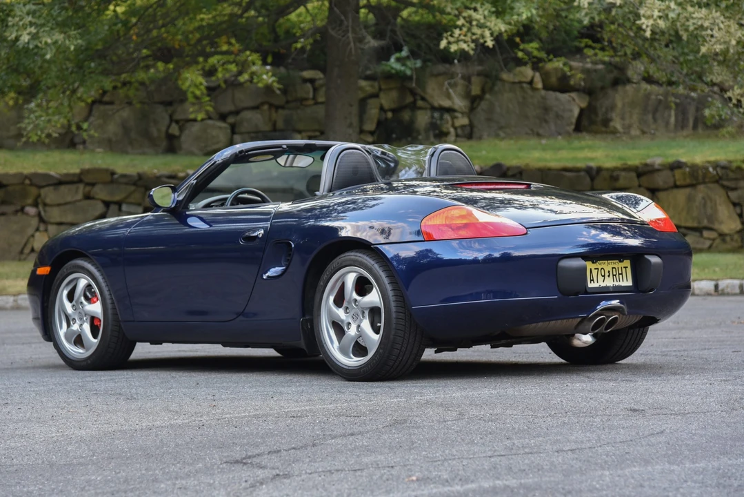 2001 Porsche 986 Boxster S - Image 8 of 31