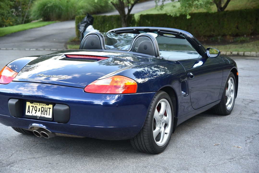2001 Porsche 986 Boxster S - Image 12 of 31
