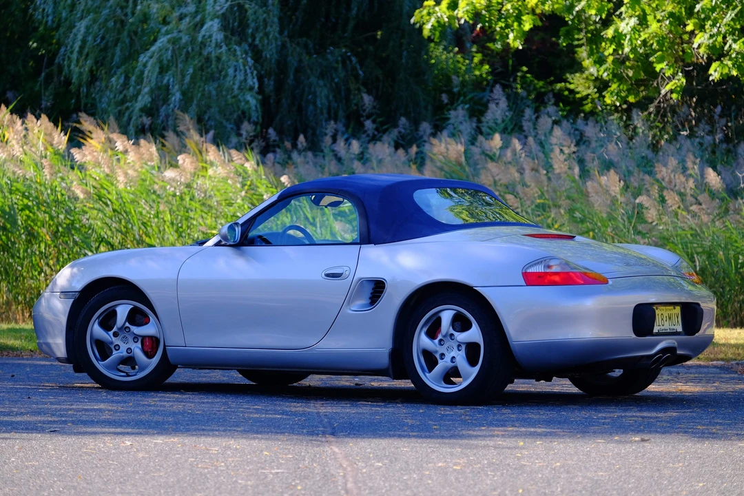 2001 Porsche 986 Boxster S - Image 12 of 31