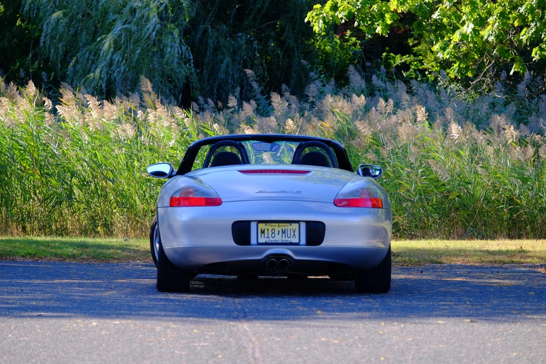 2001 Porsche 986 Boxster S - Image 9 of 31