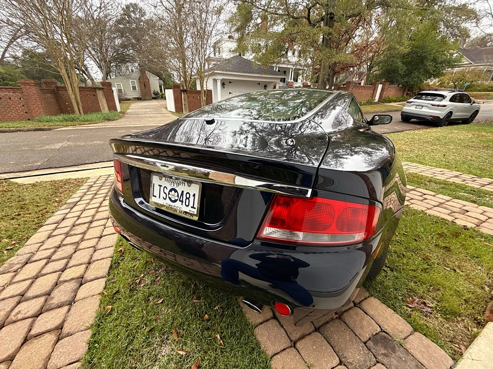 2002 Aston Martin Vanquish 1st Gen - Image 10 of 31