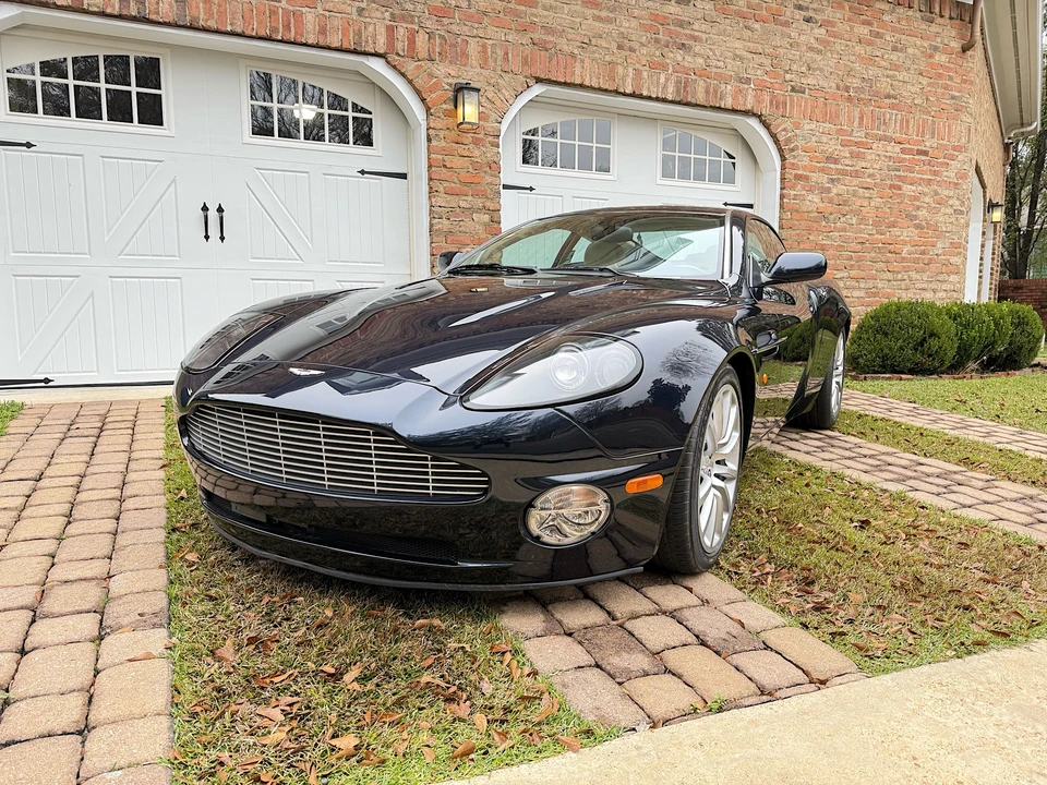 2002 Aston Martin Vanquish 1st Gen - Image 6 of 31