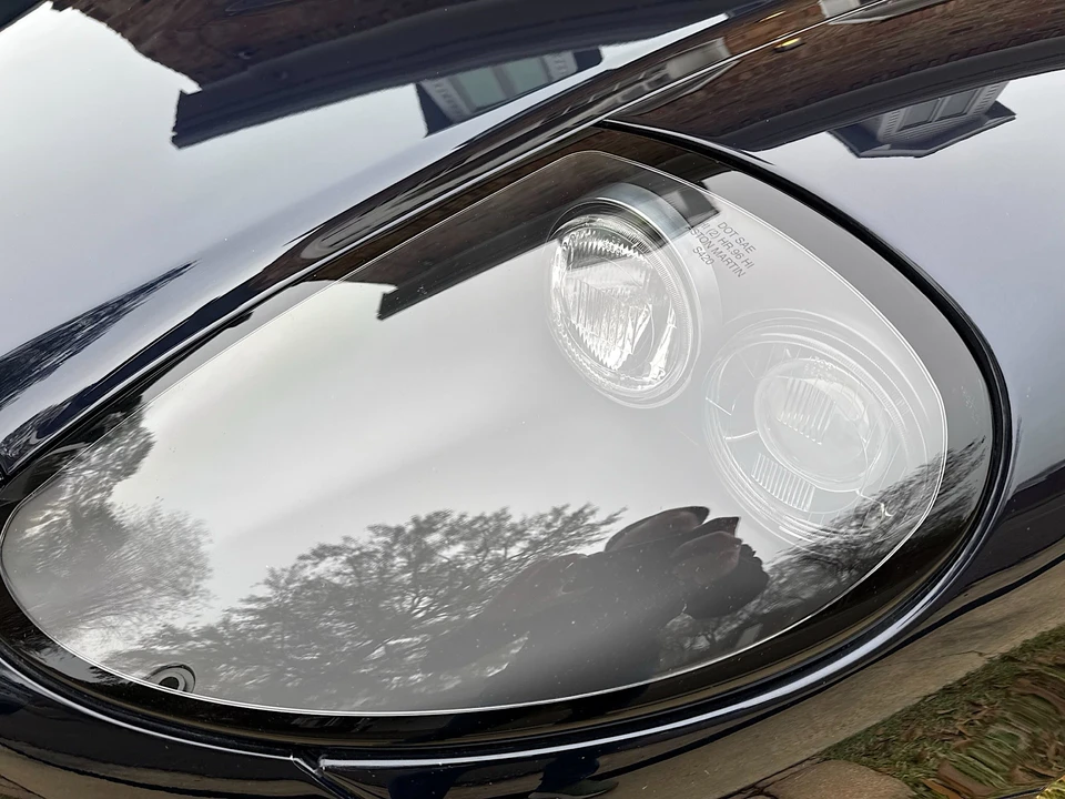 2002 Aston Martin Vanquish 1st Gen - Image 14 of 31