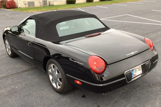 2002 Ford Thunderbird 11th Gen - Image 2 of 7
