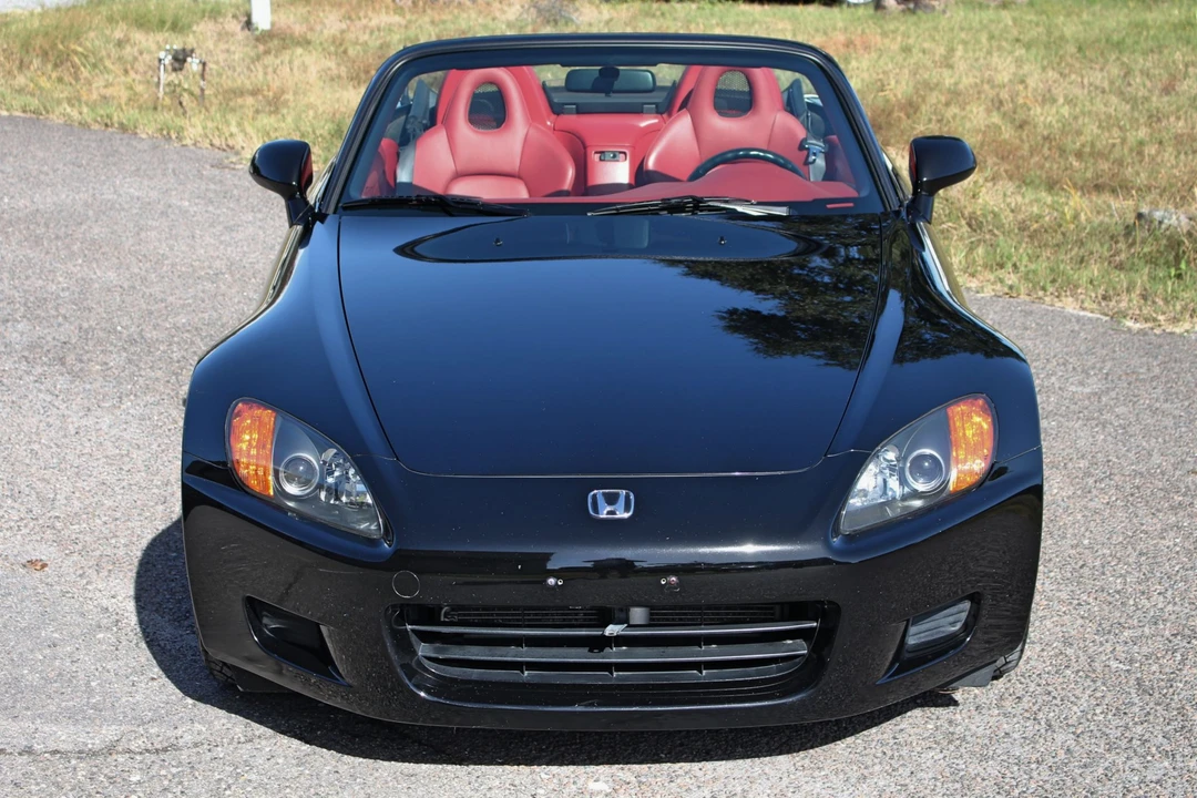 2002 Honda AP1 S2000 - Image 2 of 31