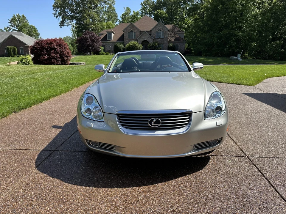 2002 Lexus SC430 - Image 3 of 31