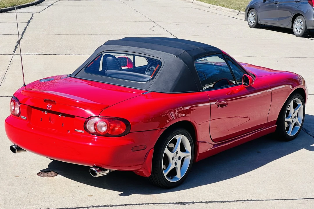 2002 Mazda NB MX-5 Miata - Image 12 of 31