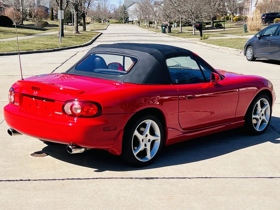 2002 Mazda NB MX-5 Miata - Image 13 of 31
