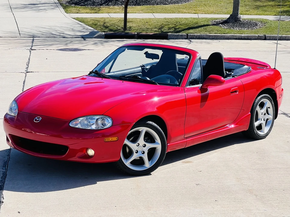 2002 Mazda NB MX-5 Miata - Image 26 of 31