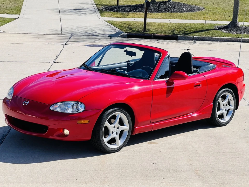 2002 Mazda NB MX-5 Miata - Image 27 of 31