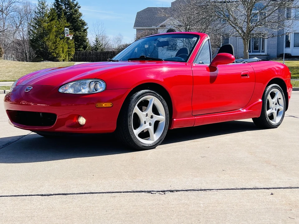 2002 Mazda NB MX-5 Miata - Image 29 of 31