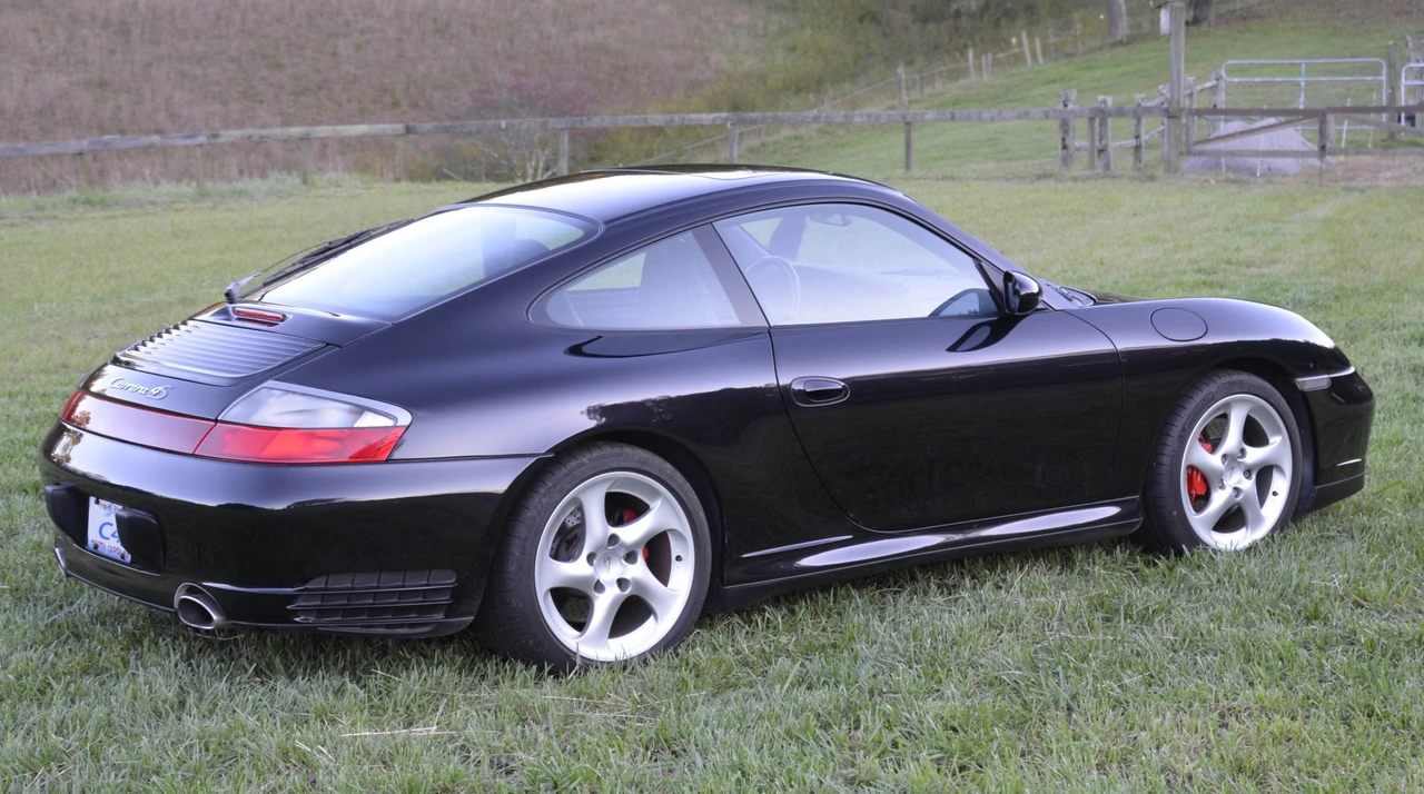 2002 Porsche 996 Carrera 4S - Image 8 of 31