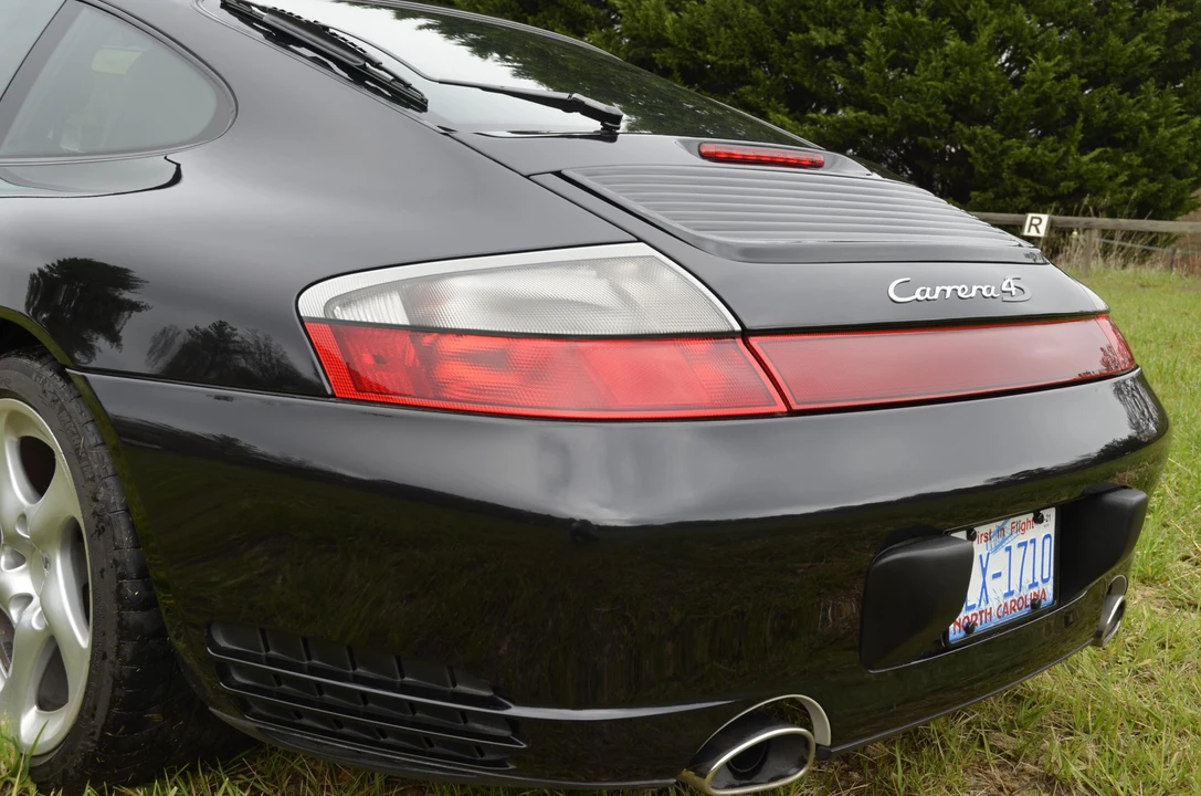 2002 Porsche 996 Carrera 4S - Image 19 of 31