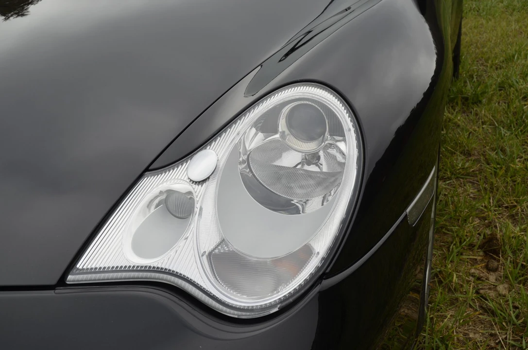 2002 Porsche 996 Carrera 4S - Image 15 of 31