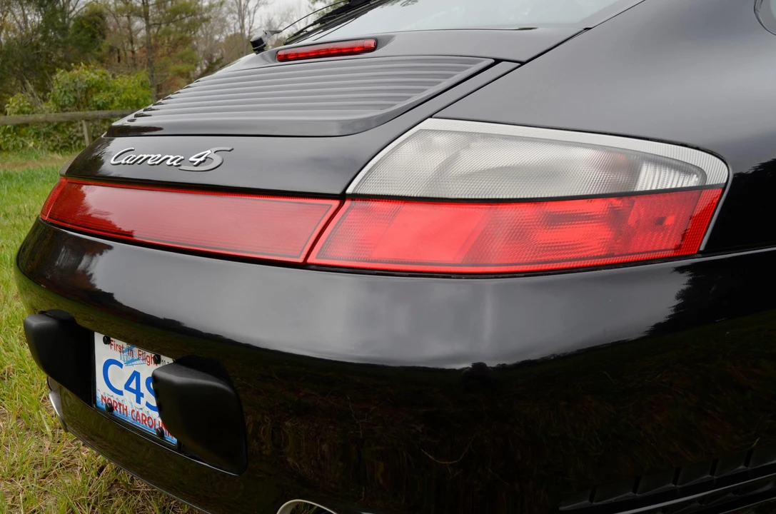 2002 Porsche 996 Carrera 4S - Image 23 of 31