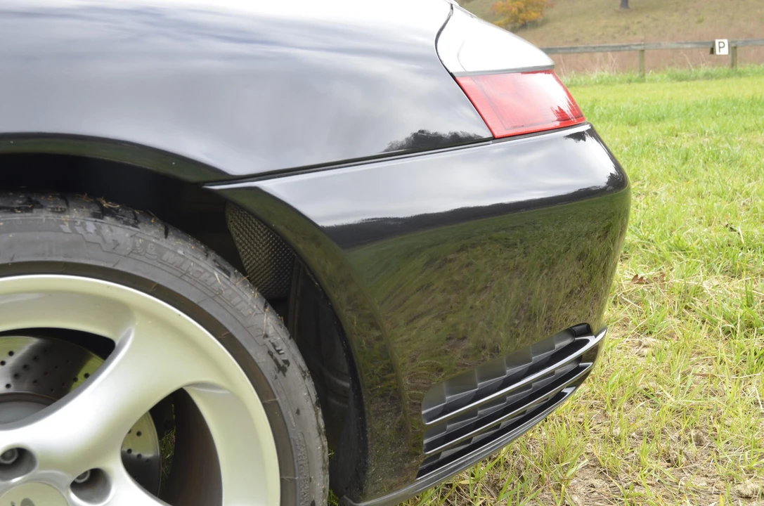 2002 Porsche 996 Carrera 4S - Image 18 of 31