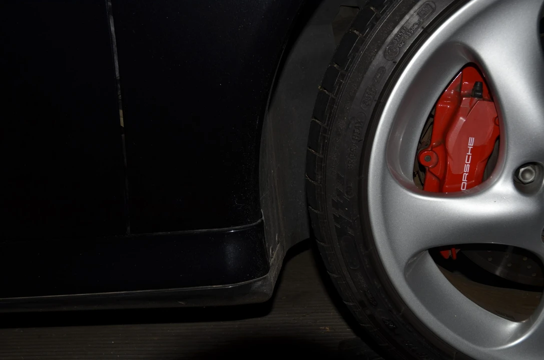 2002 Porsche 996 Carrera 4S - Image 29 of 31
