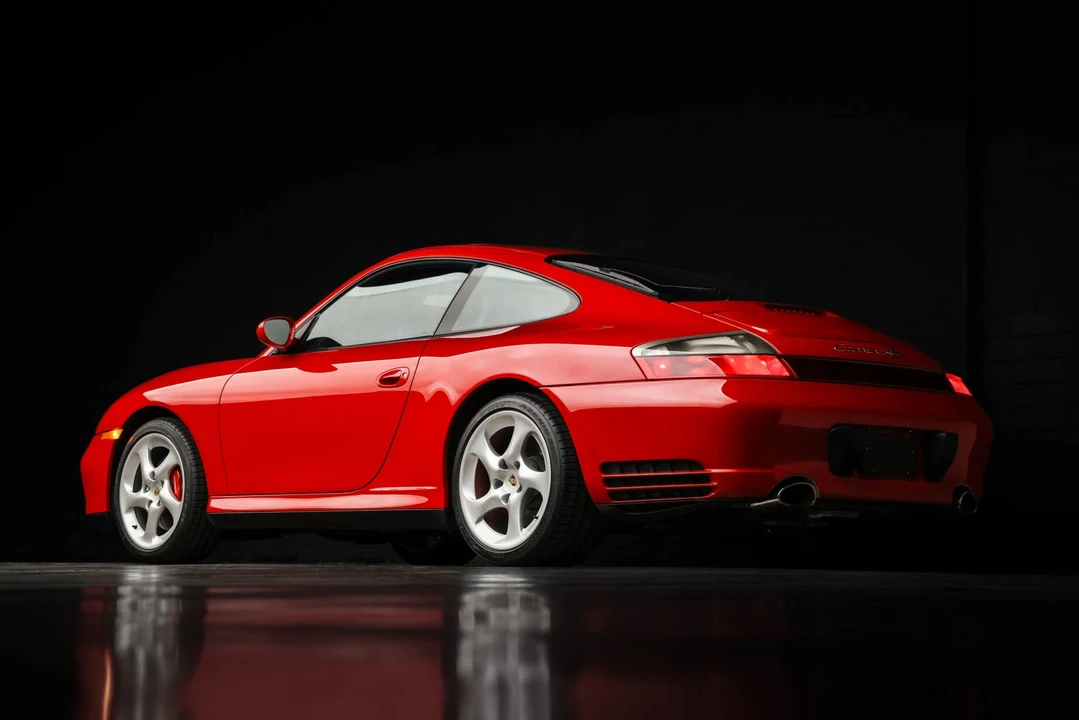 2002 Porsche 996 Carrera 4S - Image 24 of 31