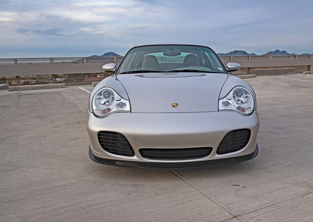 2002 Porsche 996 Turbo - Image 20 of 31