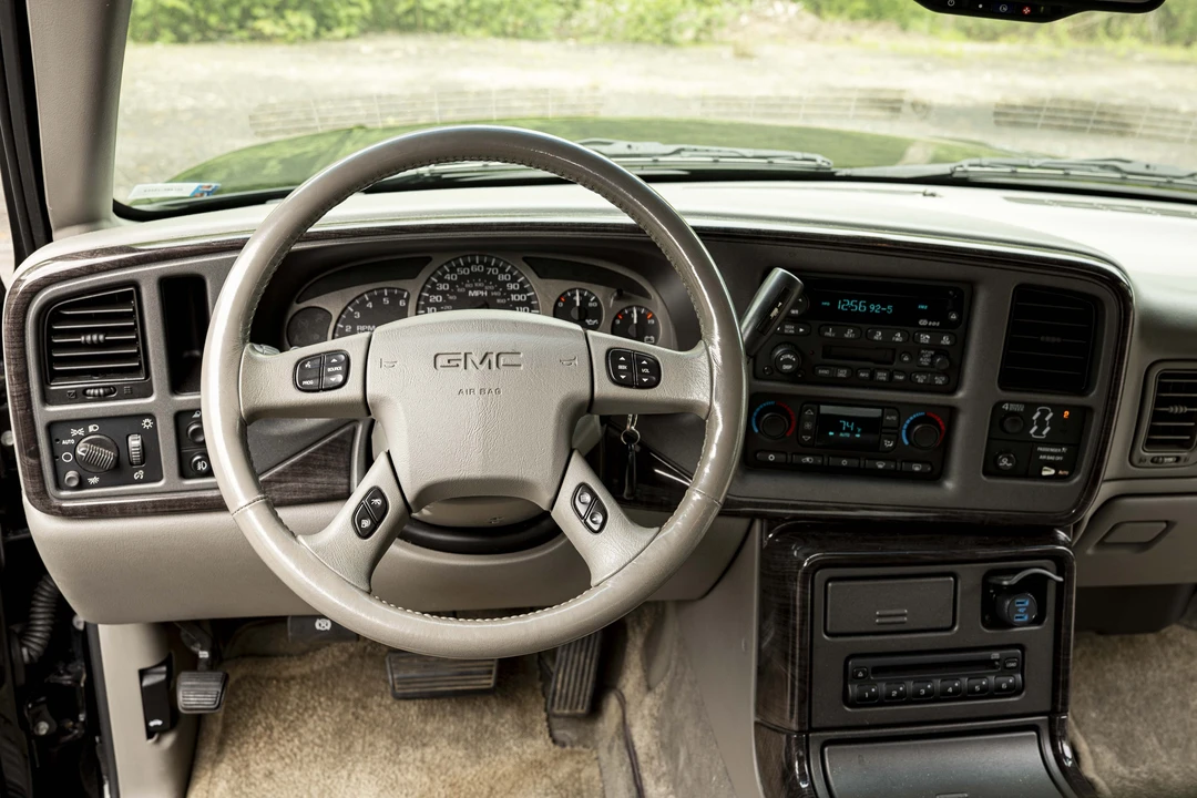 2003 GMC Sierra 2nd Gen - Image 31 of 31