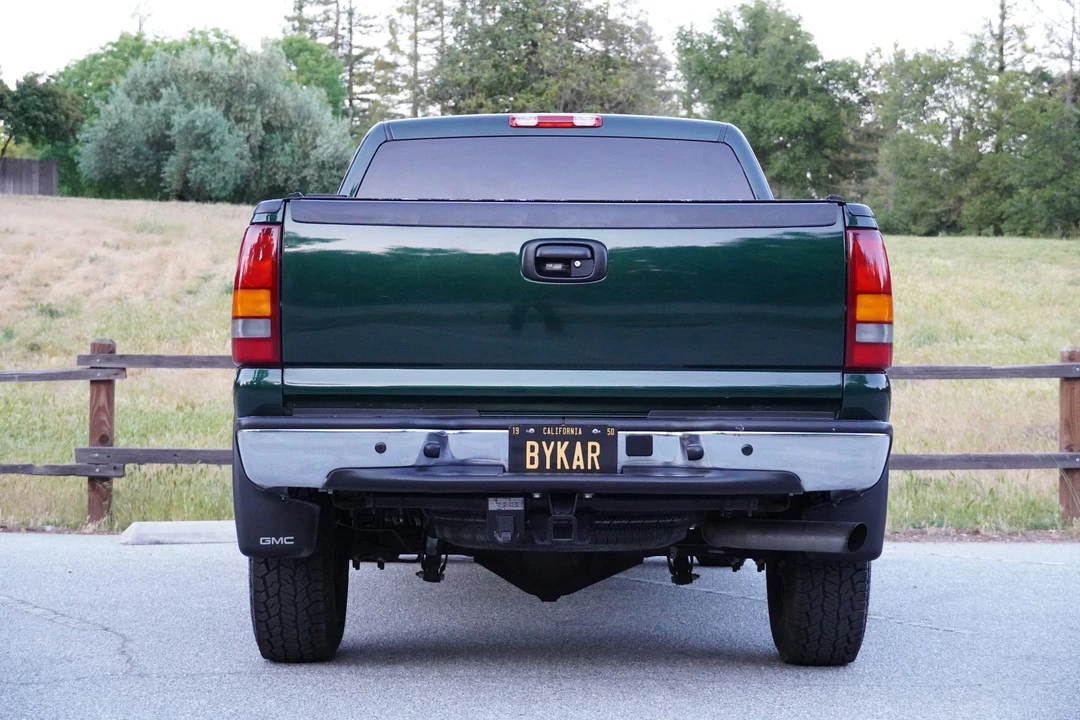 2003 GMC Sierra Heavy Duty 2nd Gen - Image 28 of 31